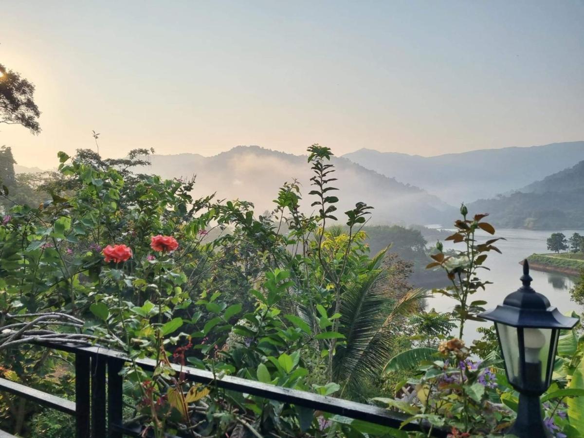 Baanhatsompaen Homestay Ranong Exterior foto